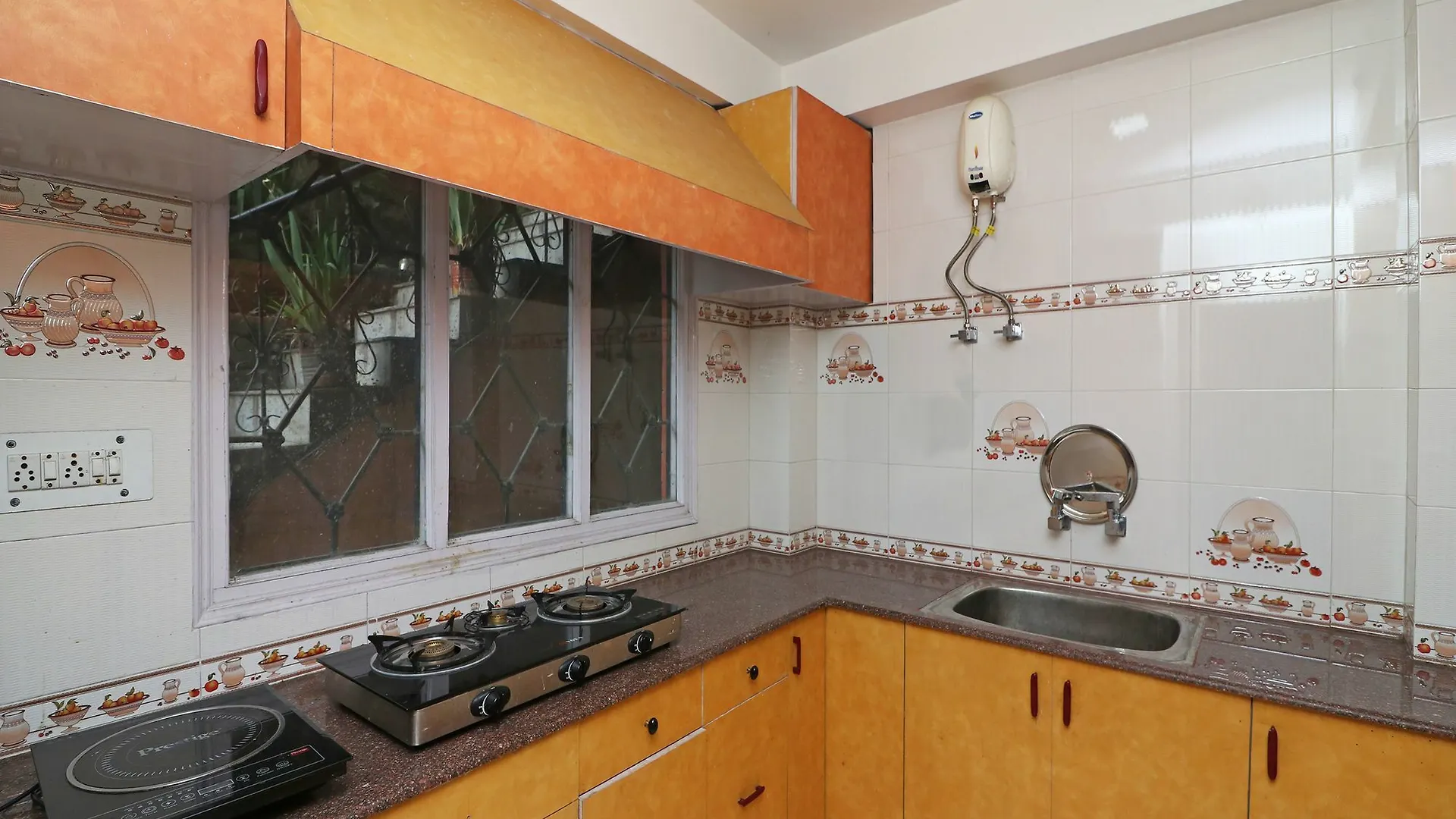 Oyo 13205 Home 3 Bhk Valley View 2 Shimla 0*,  Indie