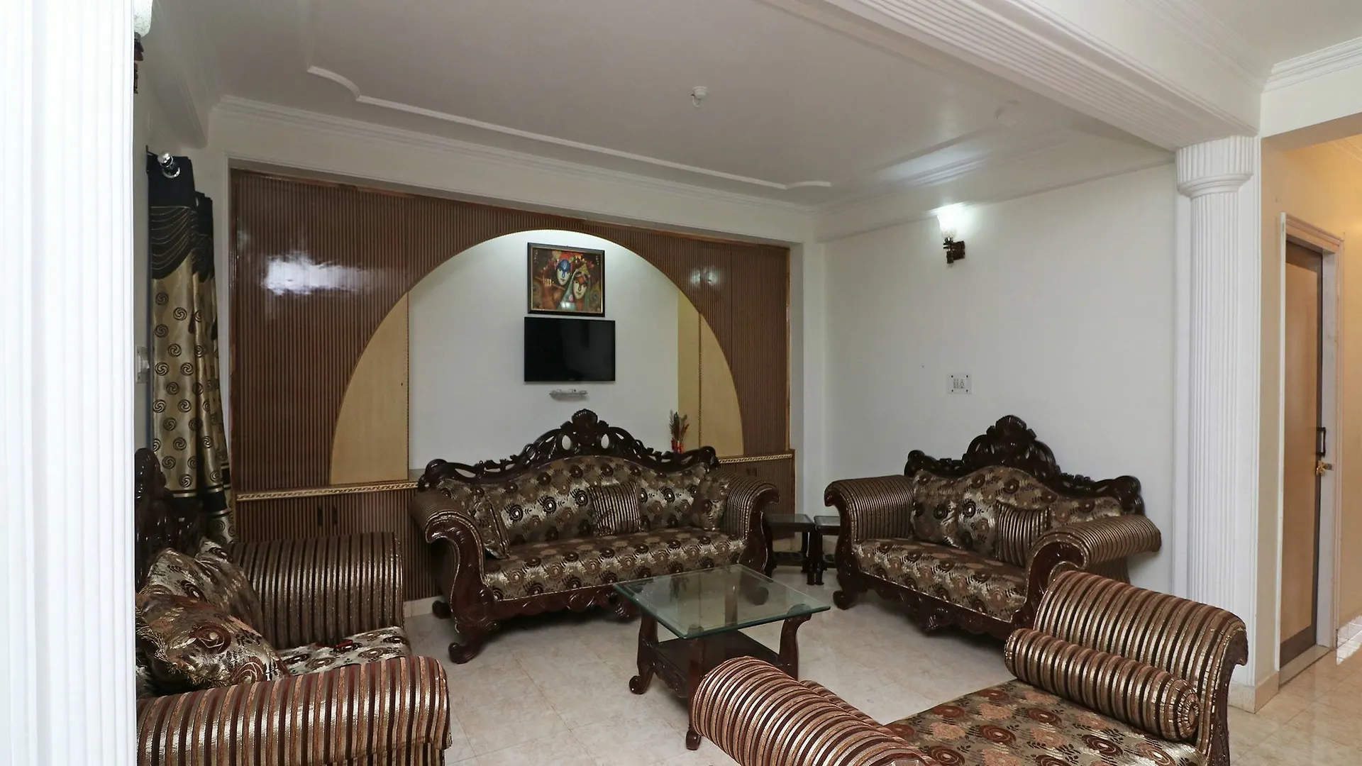 Apartament Oyo 13205 Home 3 Bhk Valley View 2 Shimla Indie